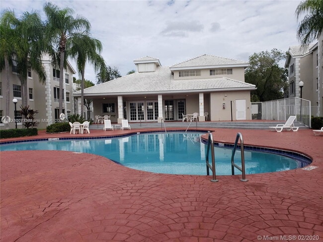 property at 2831 N Oakland Forest Dr
