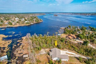 4021 Osprey Point in Panama City, FL - Building Photo