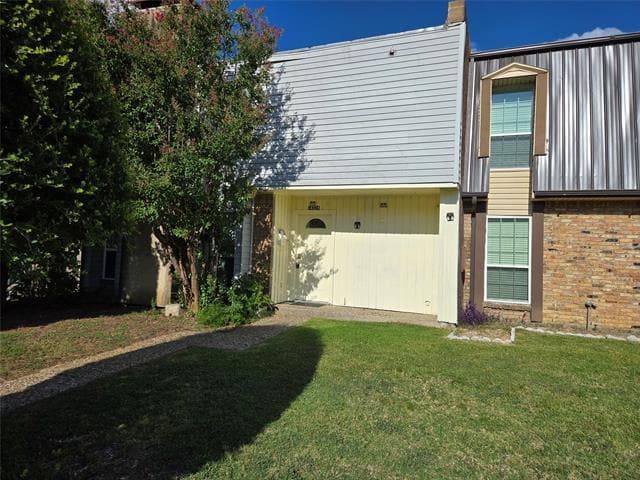14324 Haymeadow Cir in Dallas, TX - Building Photo - Building Photo