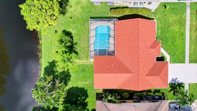 13798 Columbine Ave in Wellington, FL - Building Photo - Building Photo