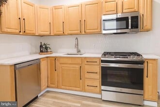 4648 Silverwood St in Philadelphia, PA - Building Photo - Building Photo