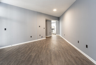 Vernon Homes in Baltimore, MD - Foto de edificio - Interior Photo