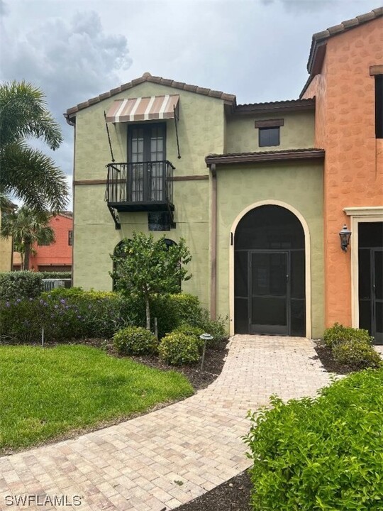 11852 Tulio Way in Ft. Myers, FL - Building Photo