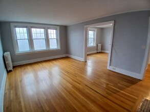 Windsor Apartments in Buffalo, NY - Building Photo - Building Photo