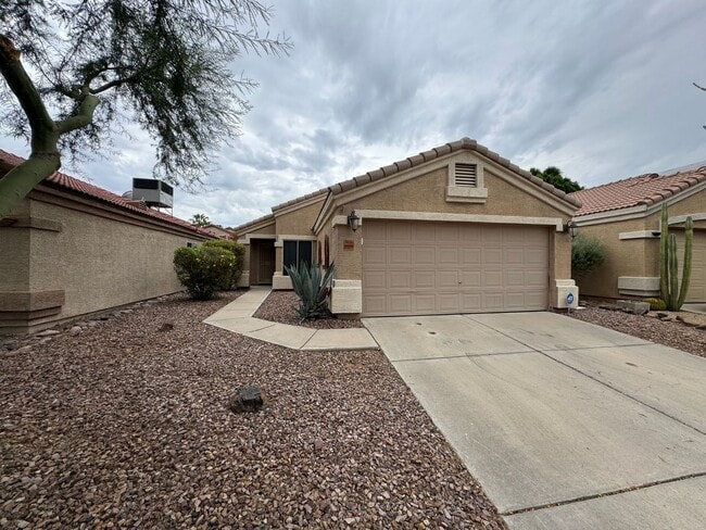 property at 3026 E Pontiac Dr