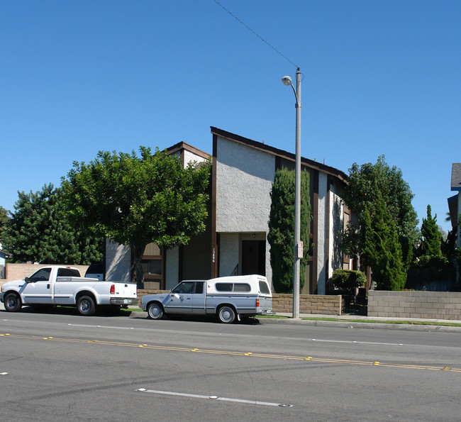 13896 Edwards St in Westminster, CA - Building Photo - Building Photo