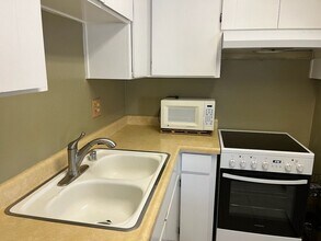 185 Union Ave in Campbell, CA - Building Photo - Building Photo