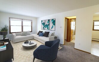 Adrian Street Flats in St. Paul, MN - Building Photo