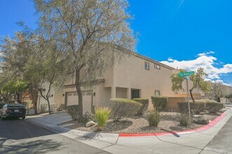8277 Time Machine Ave in Las Vegas, NV - Building Photo - Building Photo