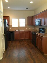 901 Craters of the Moon Blvd in Pflugerville, TX - Foto de edificio - Building Photo