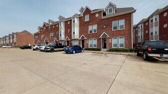 1198 Jones-Butler Rd in College Station, TX - Building Photo