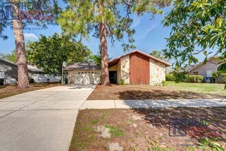 1370 Palmwood Dr in Sarasota, FL - Building Photo - Building Photo