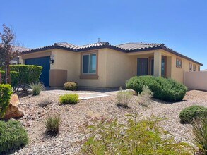 5729 Tideview St in North Las Vegas, NV - Building Photo - Building Photo