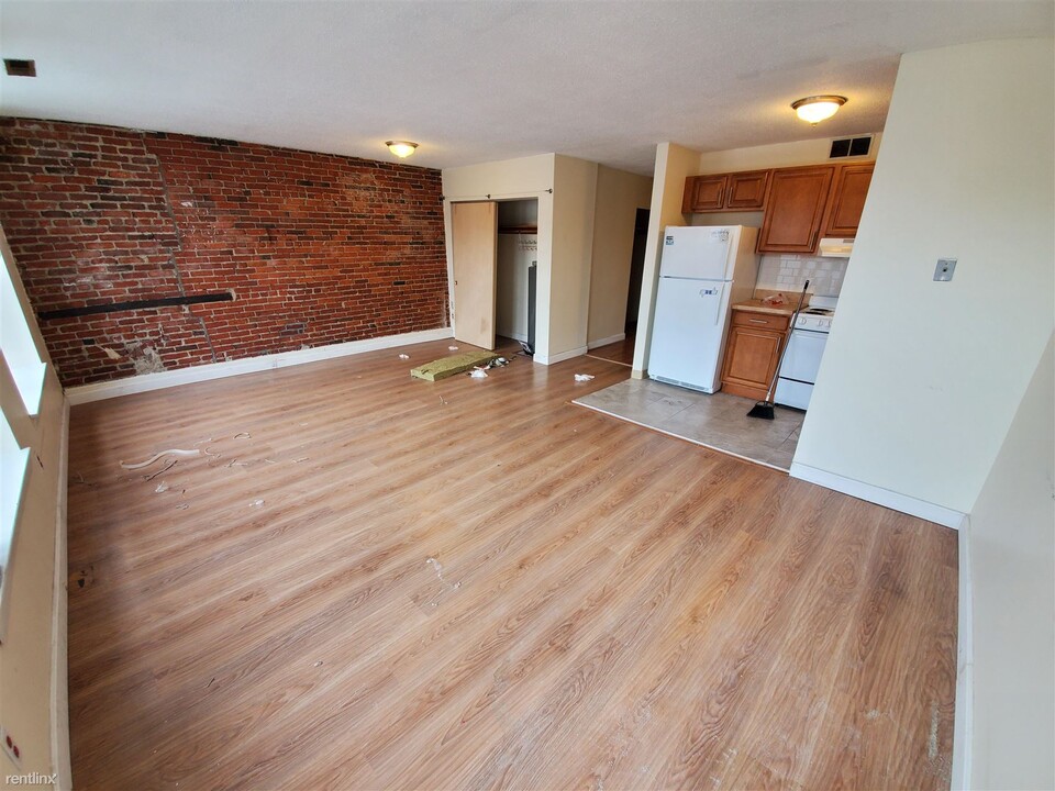 1088 Boylston St-Unit -Apt 1 in Boston, MA - Building Photo
