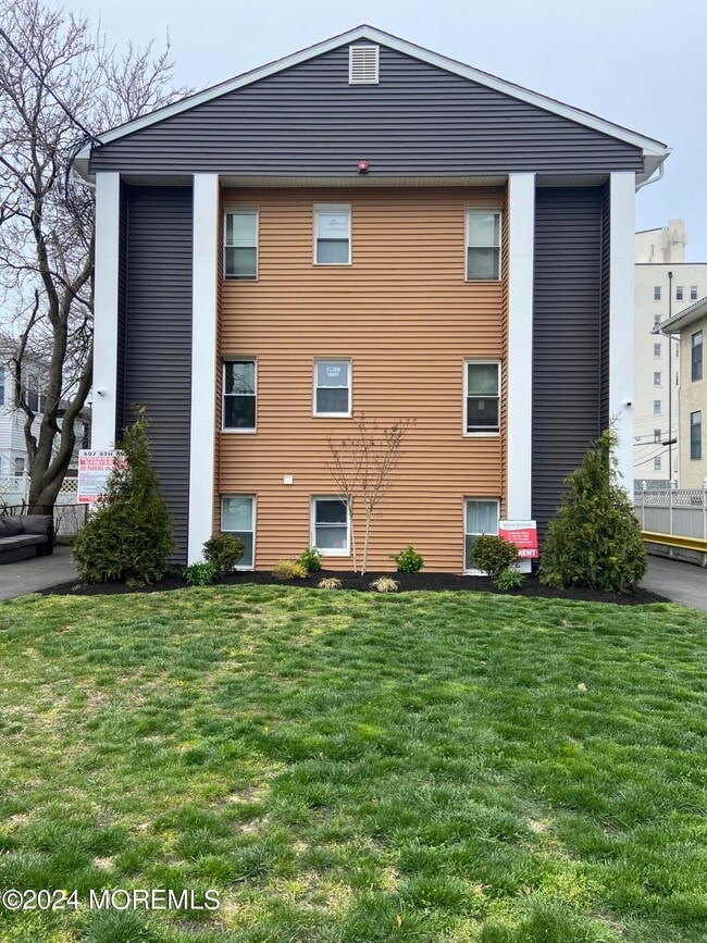 property at 407 8th Ave