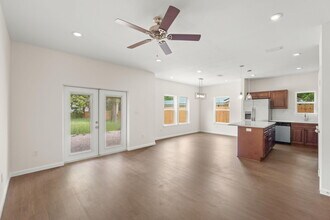 751 Amos St in Crestview, FL - Foto de edificio - Building Photo