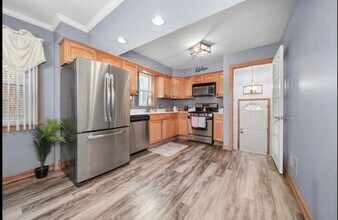 5304 S New England Ave in Chicago, IL - Building Photo - Building Photo