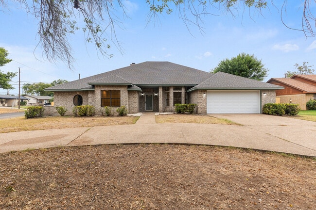property at 2000 Dan Rowe St