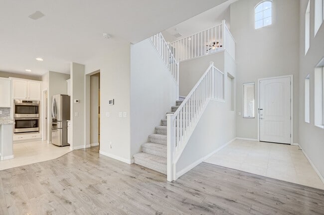 10001 Desert Bighorn Ct in Las Vegas, NV - Building Photo - Building Photo