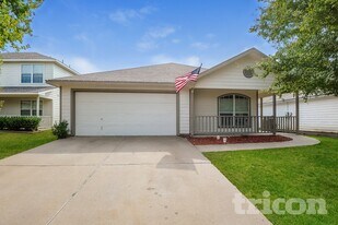 1584 Sandhurst Dr in Waxahachie, TX - Building Photo