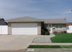 651 Erica Pl in Oxnard, CA - Building Photo
