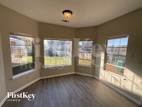 4911 Phipps Dr in Memphis, TN - Building Photo - Building Photo