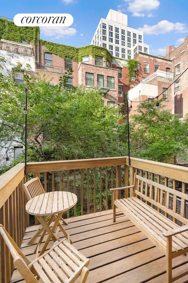 property at 267 W 90th St