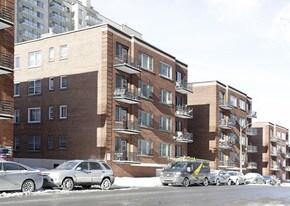 3221 Forest Hill in Montréal, QC - Building Photo