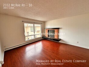 2332 McRae Rd in Anchorage, AK - Building Photo - Building Photo