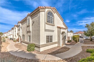337 Seine Way in Henderson, NV - Building Photo - Building Photo