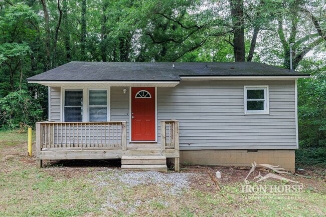 property at 185 Royal Ct
