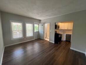 268 River St in Waltham, MA - Building Photo - Building Photo