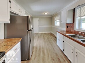 509 King Arthur Dr in Gastonia, NC - Building Photo - Building Photo