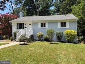 3242 Holly Hill Dr in Falls Church, VA - Building Photo