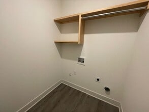 5140-5142 S Chase Cir in Wichita, KS - Building Photo - Building Photo