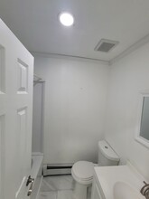 637 Spruce St, Unit B in Collingdale, PA - Building Photo - Building Photo