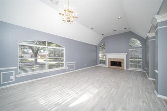 4102 Magnolia Ln in Sugar Land, TX - Building Photo - Building Photo