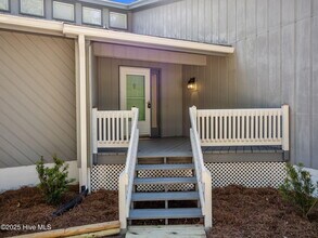 131 Oakleaf Dr in Pine Knoll Shores, NC - Building Photo - Building Photo