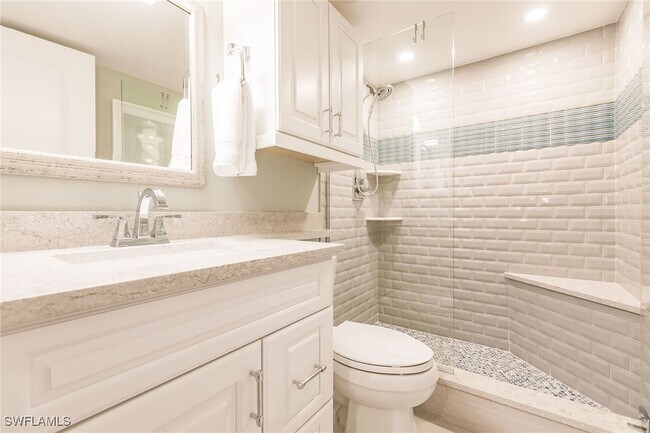 property at 900 Collier Ct