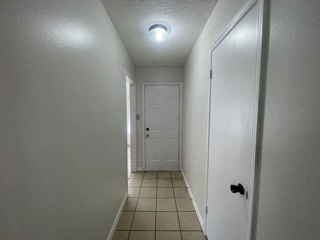 2435 Brookside Dr in Bossier City, LA - Building Photo - Building Photo