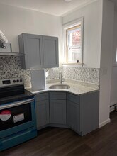 1318 N 57th Street, Unit 2 in Philadelphia, PA - Foto de edificio - Building Photo