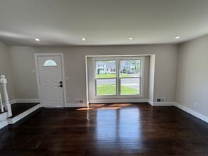 1471 Frances Ln in Plainfield, NJ - Building Photo - Building Photo