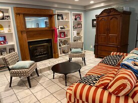 175 Schools Dr in Camden, TN - Building Photo