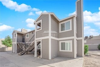 921 Snug Harbor St in Las Vegas, NV - Building Photo - Building Photo