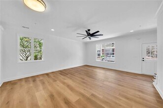 207 Riverstone Commons Cir in Canton, GA - Building Photo - Building Photo