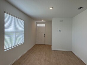 208 Lake Link Rd in Winter Haven, FL - Building Photo - Building Photo