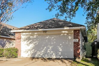 7239 Calcutta Spring Dr in Houston, TX - Building Photo - Building Photo