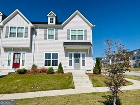 1532 Henry St SW in Conyers, GA - Building Photo
