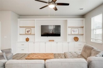 11813 Caithness Way in Austin, TX - Building Photo - Building Photo