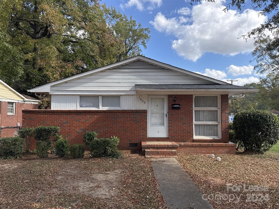 1900 Jennings St in Charlotte, NC - Foto de edificio